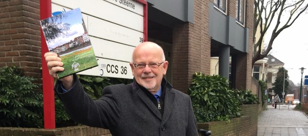 jan_met_boek_kl